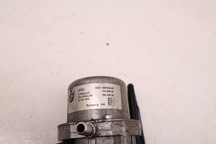 BMW 3 G20/21 330E POMPA VACUM 6880628