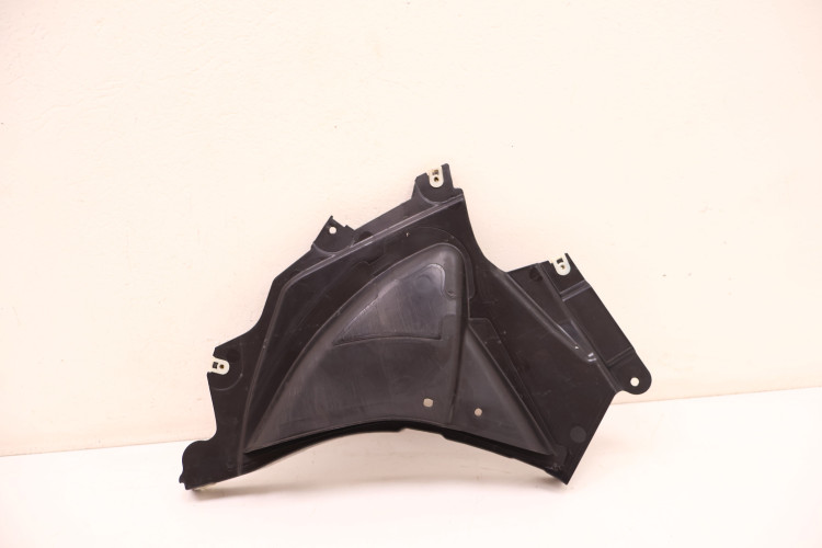BMW 3 G20/21 OSŁONA NADKOLA TRÓJKĄT PRAWA PRZÓD 51718074892, 74850613