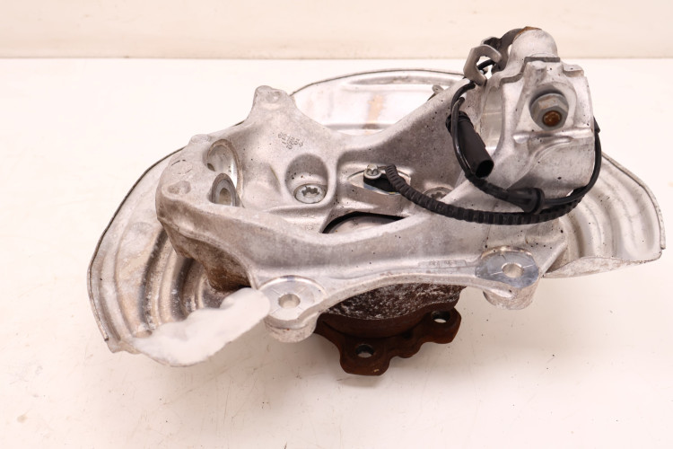 BMW 3 G20/21 330E PIASTA ZWROTNICA PRAWA PRZÓD 62165415
