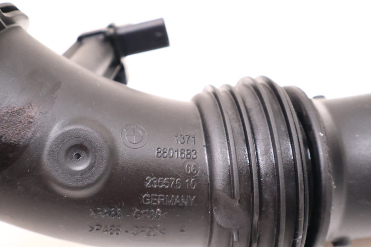 BMW 3 G20/21 330E RURA PRZEWÓD POWIETRZA 23557610