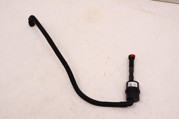 BMW 3 G20/21 330E PRZEWÓD ODPOWIETRZAJĄCY ZBIORNIK PALIWA 866492604