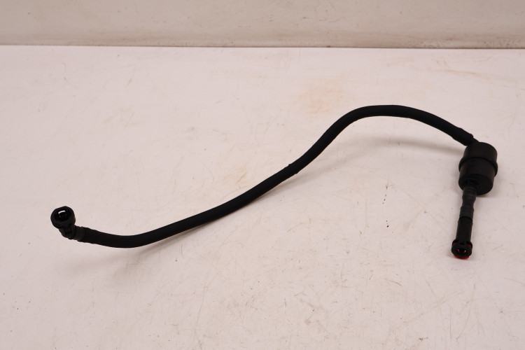BMW 3 G20/21 330E PRZEWÓD ODPOWIETRZAJĄCY ZBIORNIK PALIWA 866492604