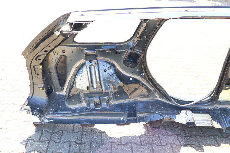 JEEP GRAND CHEROKEE WK2 ĆWIARTKA BŁOTNIK LEWA TYŁ