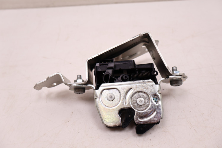 MERCEDES-BENZ CLE A236 ZAMEK KANAPY TYLNEJ PRAWY A2369209900