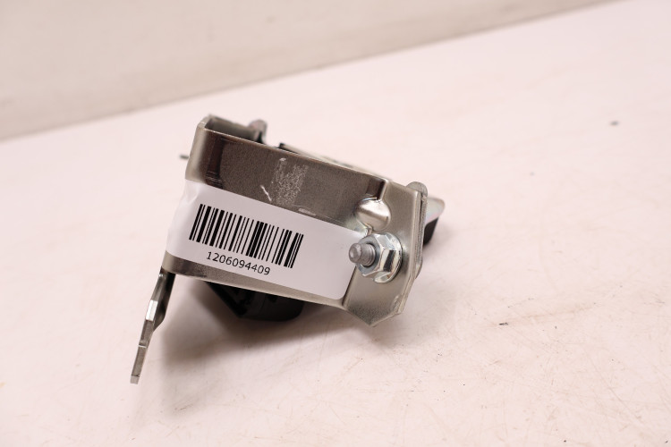 MERCEDES-BENZ CLE A236 ZAMEK KANAPY TYLNEJ LEWY A2369200001