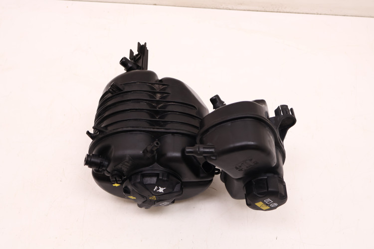 BMW 3 G20/21 330E ZBIORNICZEK WYRÓWNAWCZY 861065207, 18779811