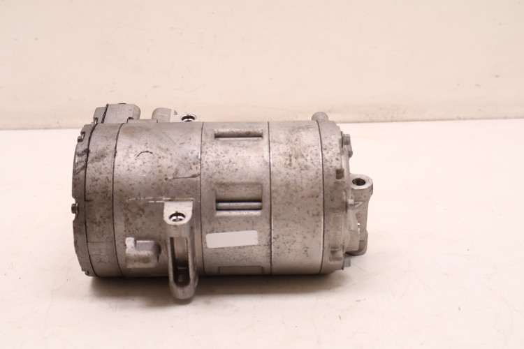 BMW 3 G20/21 330E SPRĘŻARKA KLIMATYZACJI 21137510, 64529496109