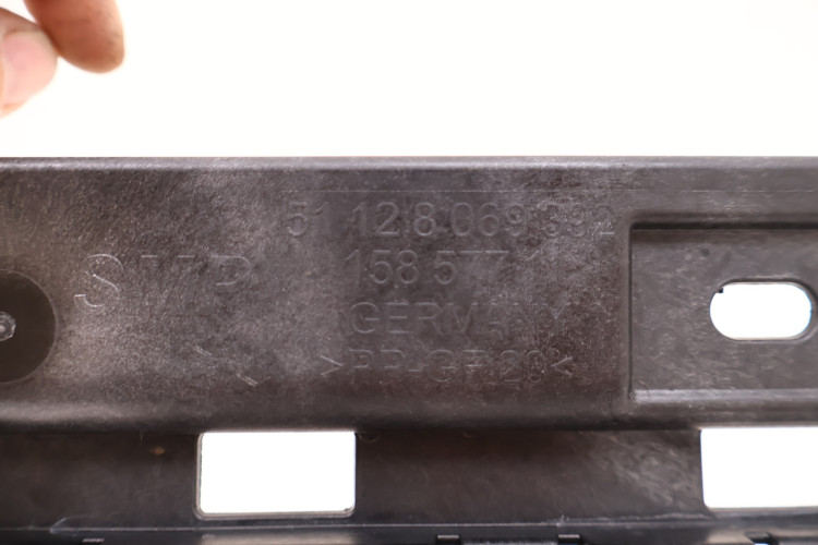 BMW 3 G20/21 ŚLIZG ZDERZAKA TYŁ SMART OPENER 51128069392