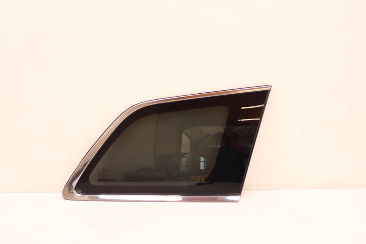 JEEP GRAND CHEROKEE WK2 SZYBA KAROSERYJNA PRAWA 68211110AA, 59756AF