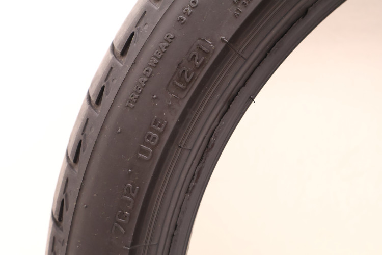OPONY BRIDGESTONE TURANZA T005 225/40R19 93Y