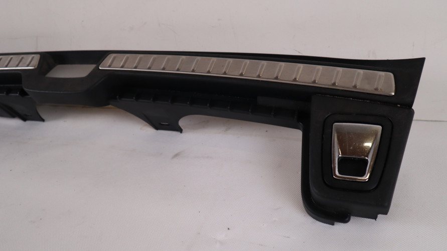 VOLVO V90 OSŁONA PASA TYLNEGO 31426115