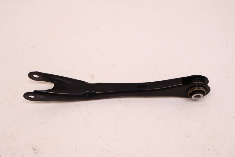 BMW 3 G20/21 WAHACZ TYŁ 6878639