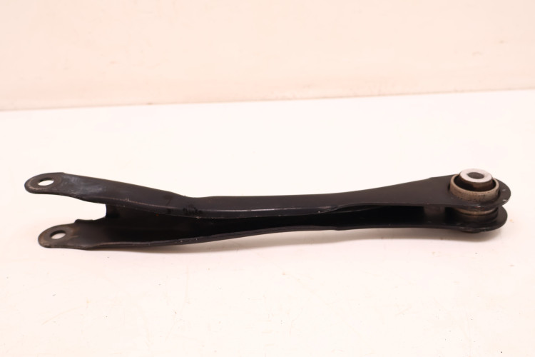 BMW 3 G20/21 WAHACZ TYŁ 6878639