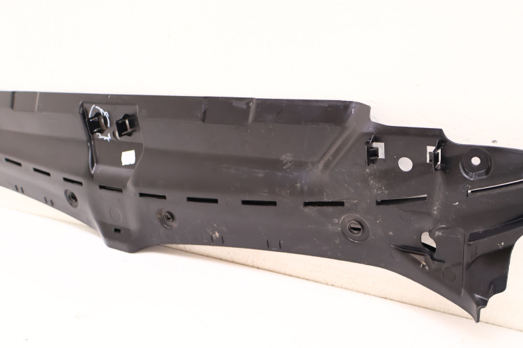BMW 3 G20/21 OSŁONA PASA PRZEDNIEGO GÓRNA 15054410, 51767461970