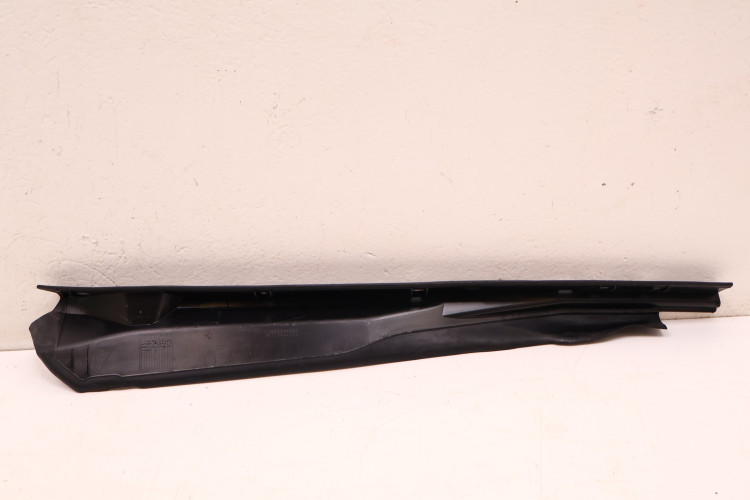 BMW 3 G20/21 USZCZELKA BŁOTNIKA PRAWY PRZÓD 51767419386