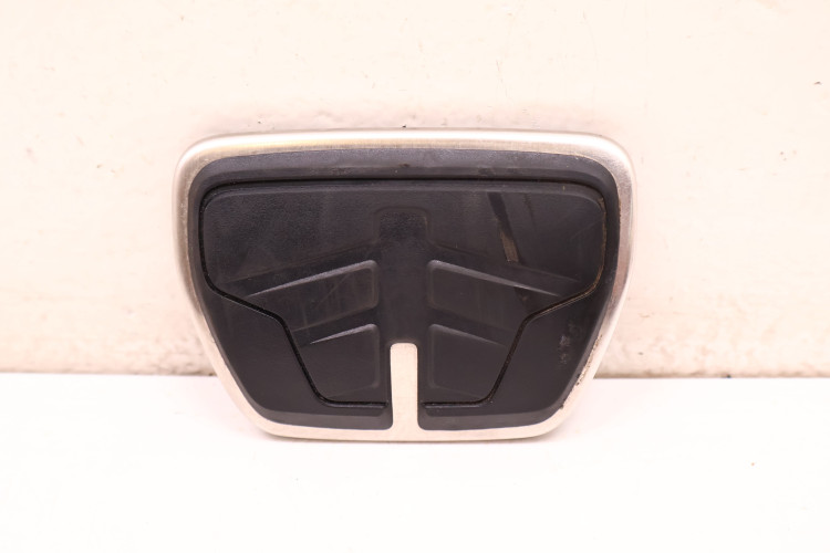 BMW 3 G20/21 OSŁONA NAKŁADKA NA PEDAŁ HAMULCA 141457
