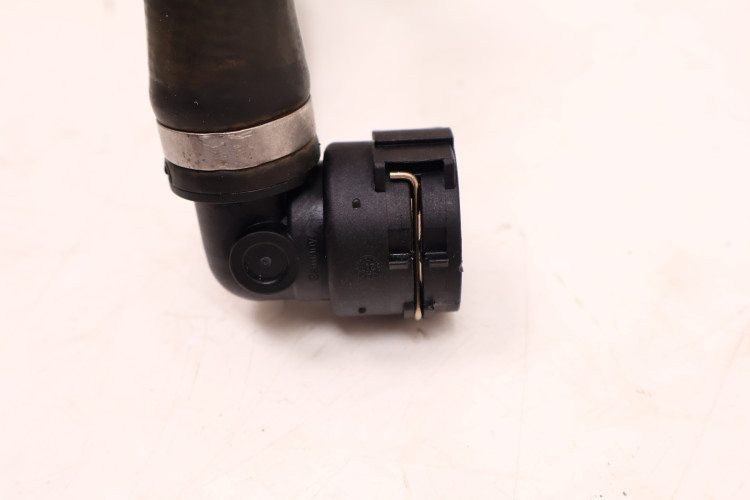 BMW 3 G20/21 330E RURA PRZEWÓD CHŁODNICY WODY 8654869, 8654845