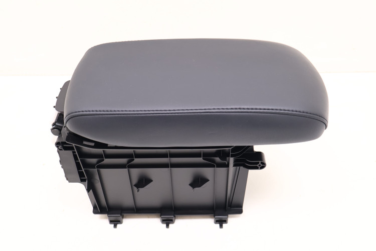 TOYOTA RAV4 IV PODŁOKIETNIK 58901-42300, 58823-42040
