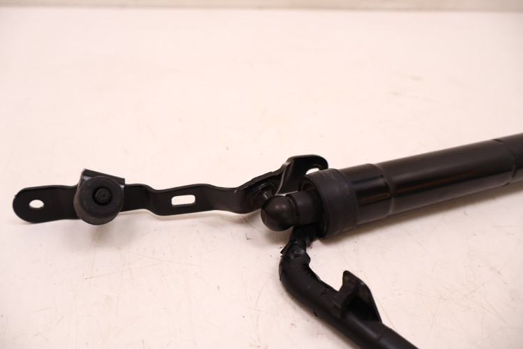 TOYOTA RAV4 IV SIŁOWNIK KLAPY BAGAŻNIKA LEWY ELEKTRYCZNY 68920-42040