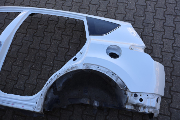 TOYOTA RAV4 IV ĆWIARTKA BŁOTNIK LEWA TYŁ 070