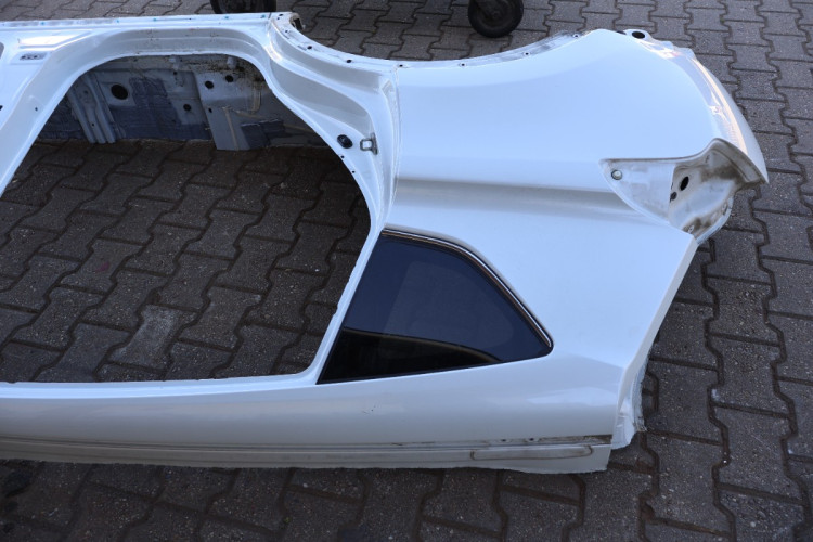 TOYOTA RAV4 IV ĆWIARTKA BŁOTNIK PRAWA TYŁ 070