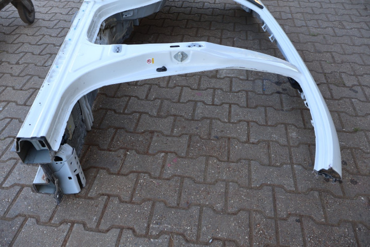 TOYOTA RAV4 IV ĆWIARTKA BŁOTNIK PRAWA TYŁ 070