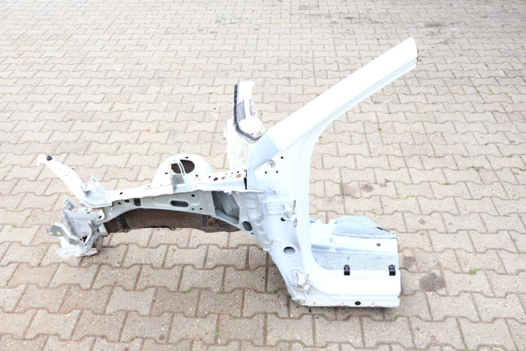 TOYOTA RAV4 IV ĆWIARTKA LEWA PRZÓD 070