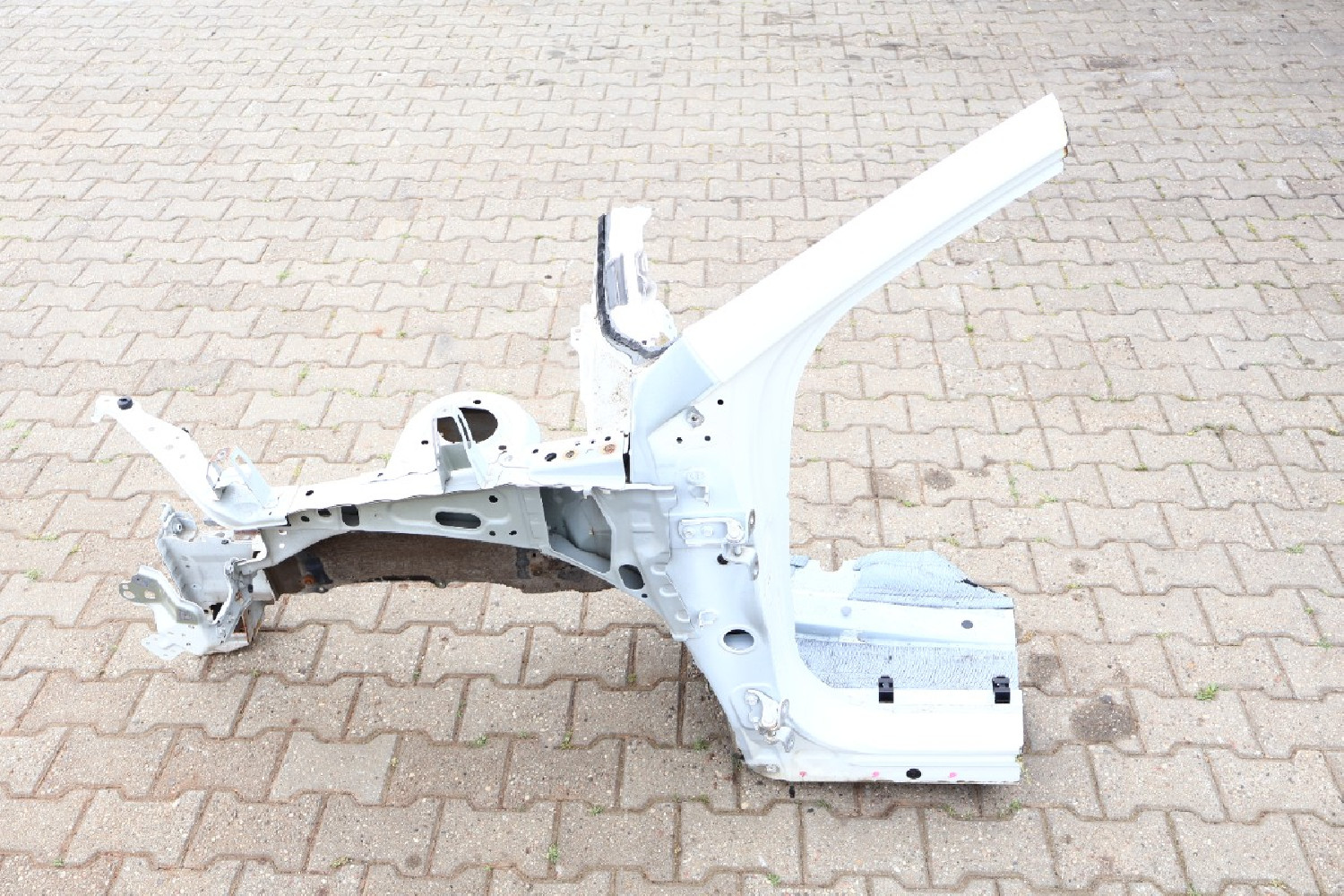 TOYOTA RAV4 IV ĆWIARTKA LEWA PRZÓD 070