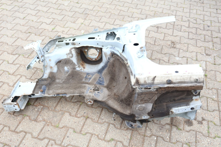 TOYOTA RAV4 IV ĆWIARTKA LEWA PRZÓD 070