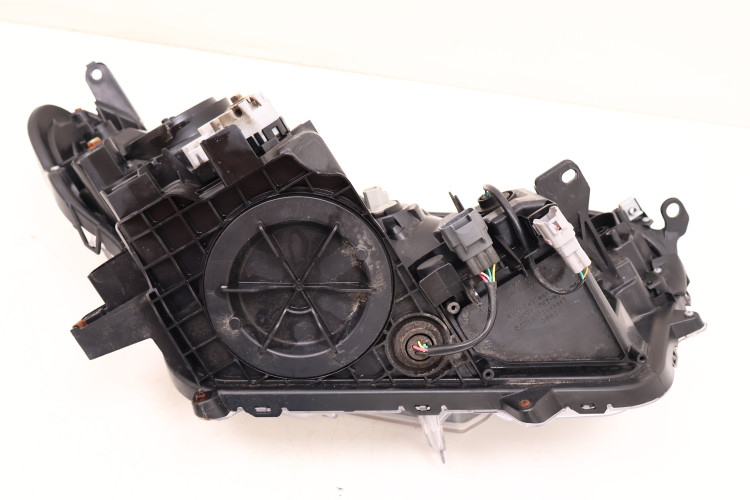 TOYOTA RAV4 IV LIFT LAMPA LEWA PRZÓD