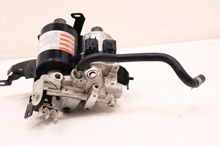 TOYOTA RAV4 IV POMPA ABS 47070-47050