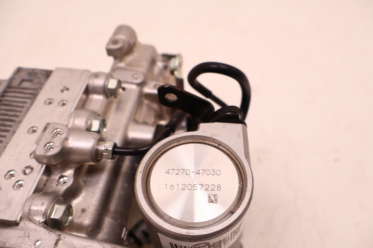 TOYOTA RAV4 IV HYBRID POMPA ABS 47270-47030