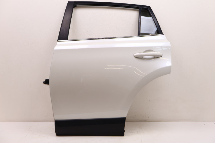 TOYOTA RAV4 IV DRZWI LEWE TYŁ 070