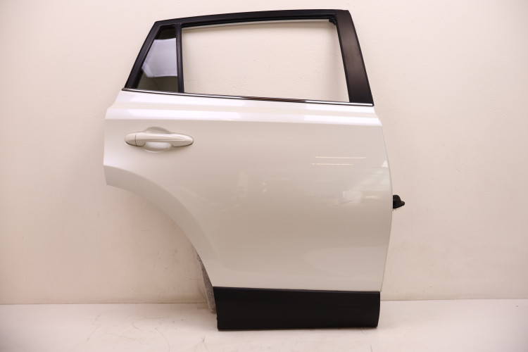 TOYOTA RAV4 IV DRZWI PRAWE TYŁ 070
