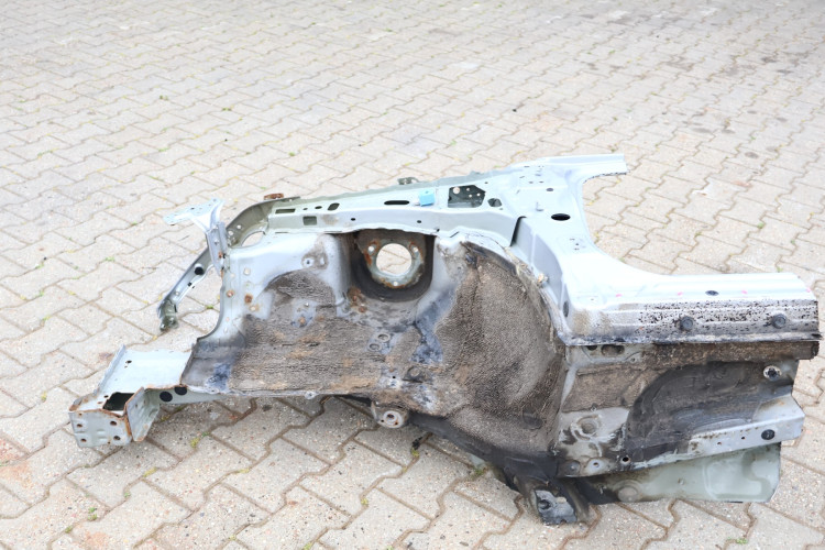 TOYOTA RAV4 IV ĆWIARTKA LEWA PRZÓD 1D6