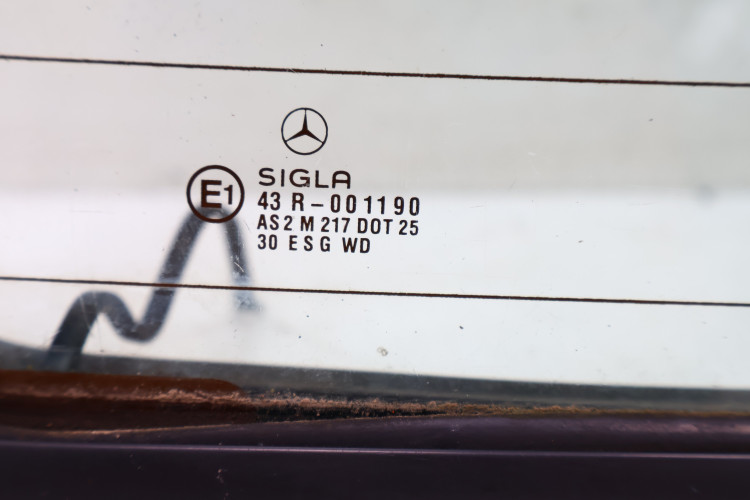 MERCEDES-BENZ W124 SEDAN SZYBA KLAPY BAGAŻNIKA
