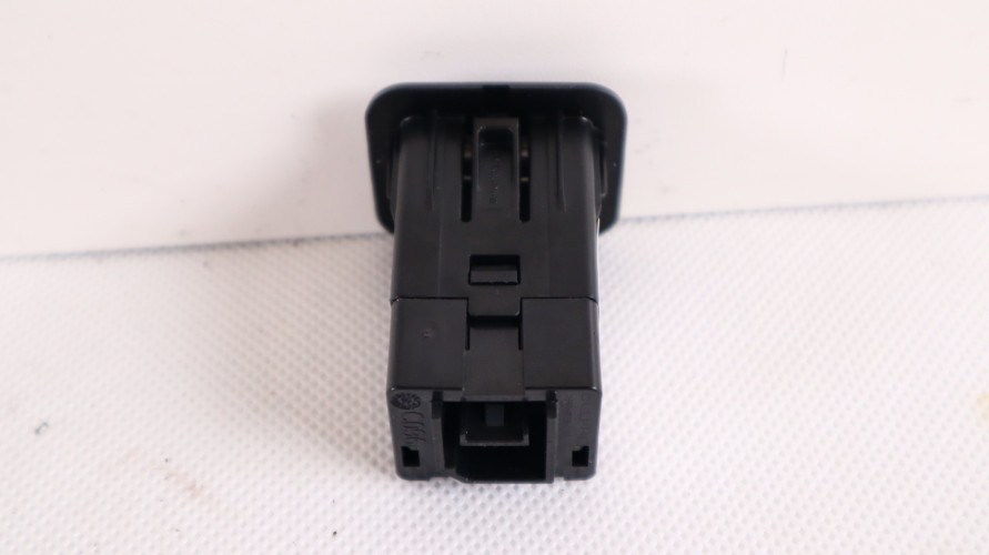 JEEP RENEGADE PANEL GNIAZDO USB 735600659