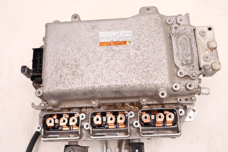 TOYOTA RAV4 IV 2.5 HYBRID INWERTER KONWERTER FALOWNIK PRZETWORNICA G9270-48060