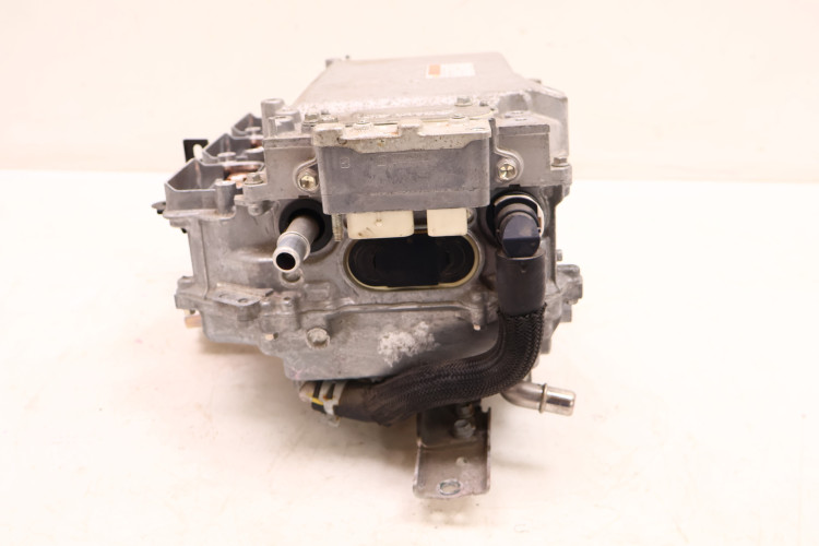 TOYOTA RAV4 IV 2.5 HYBRID INWERTER KONWERTER FALOWNIK PRZETWORNICA G9270-48060