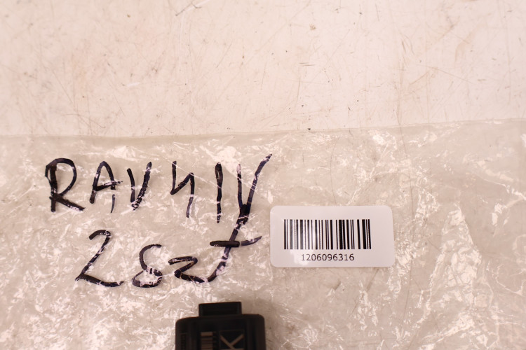 TOYOTA RAV4 IV PRZYCISK START STOP 2842A-TMIMB3