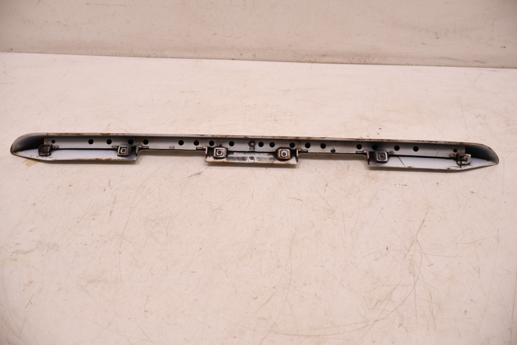 MERCEDES-BENZ W124 KOMBI LISTWA BLENDA KLAPY BAGAŻNIKA 1247400093