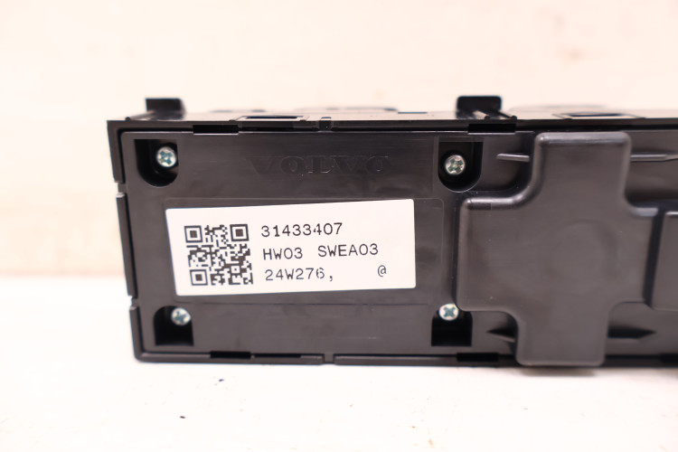 VOLVO XC60 II PRZEŁĄCZNIK PANEL SZYB LEWY PRZÓD 31433407
