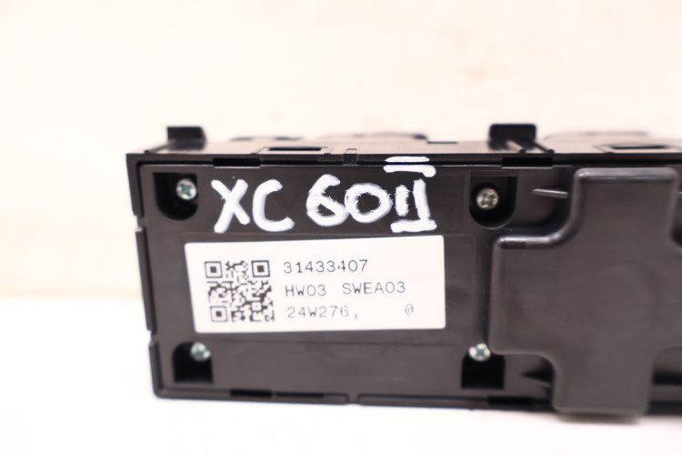 VOLVO XC60 II PRZEŁĄCZNIK PANEL SZYB LEWY PRZÓD 31433407