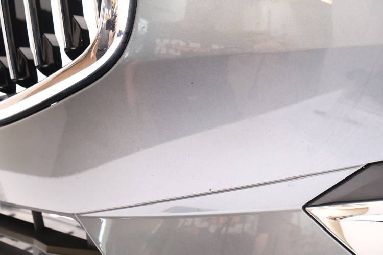 VOLVO XC60 II ZDERZAK PRZÓD 714