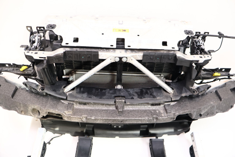 BMW 3 G20/21 330E PAS PRZEDNI CHŁODNICE 8666819, 8664034