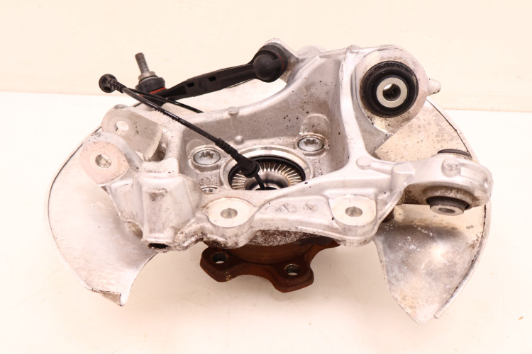 BMW 3 G20/21 330E PIASTA ZWROTNICA PRAWA TYŁ 592515-10, 507127801