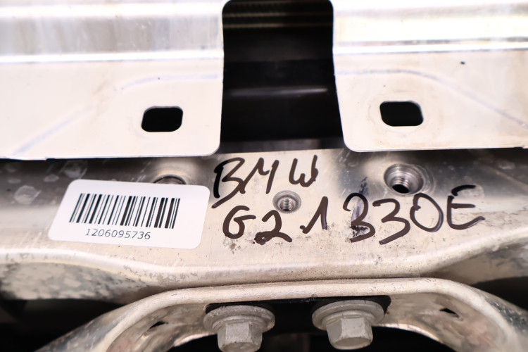 BMW 3 G20/21 330E PAS PRZEDNI CHŁODNICE 8666819, 8664034