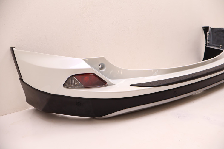 TOYOTA RAV4 IV LIFT ZDERZAK TYŁ 070