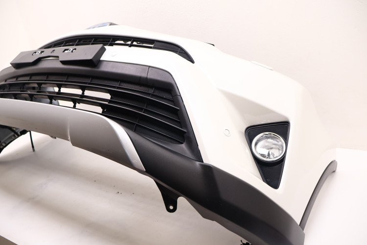 TOYOTA RAV4 IV LIFT ZDERZAK PRZÓD 070