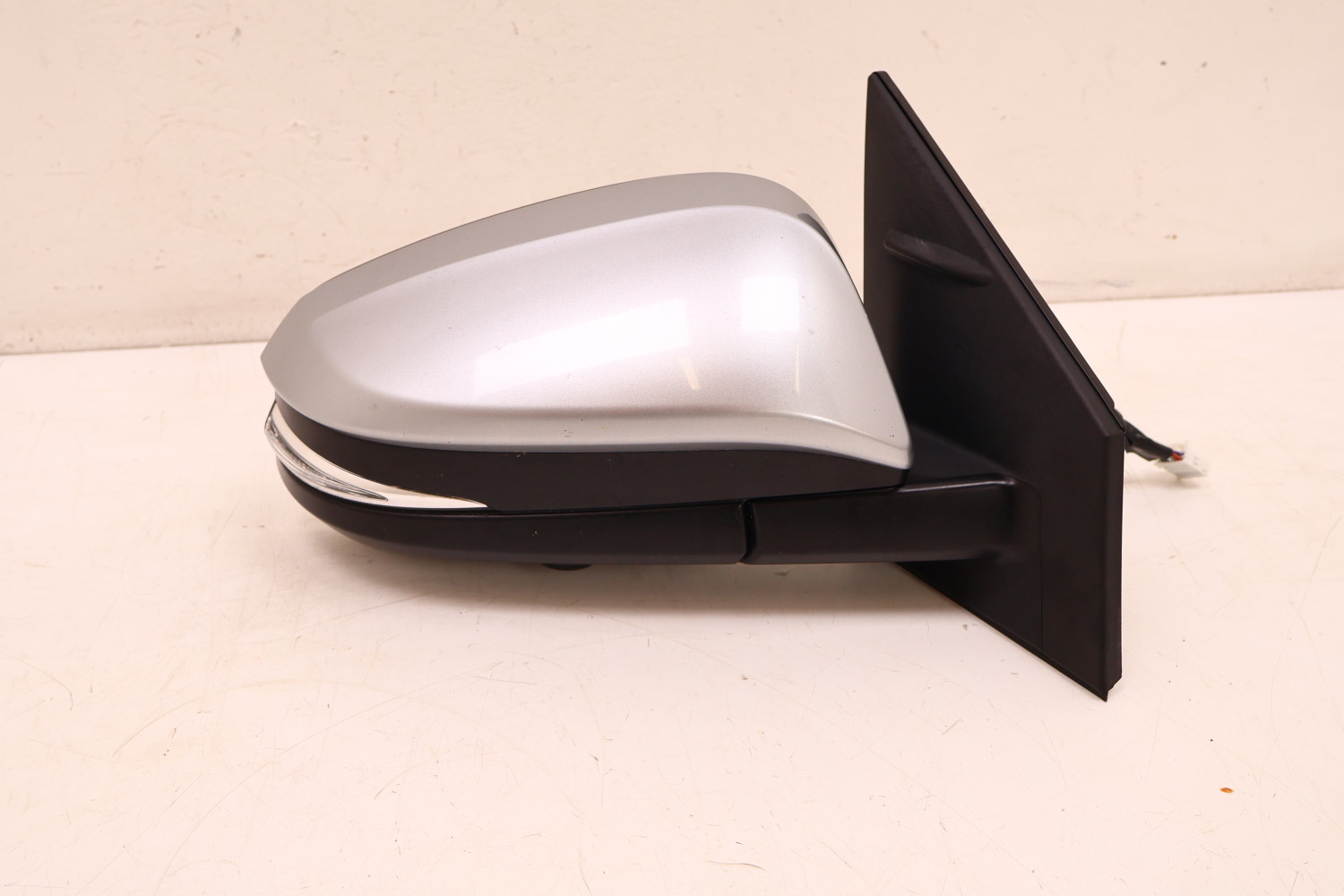 TOYOTA RAV4 IV LUSTERKO PRAWE 1D6 14 PIN
